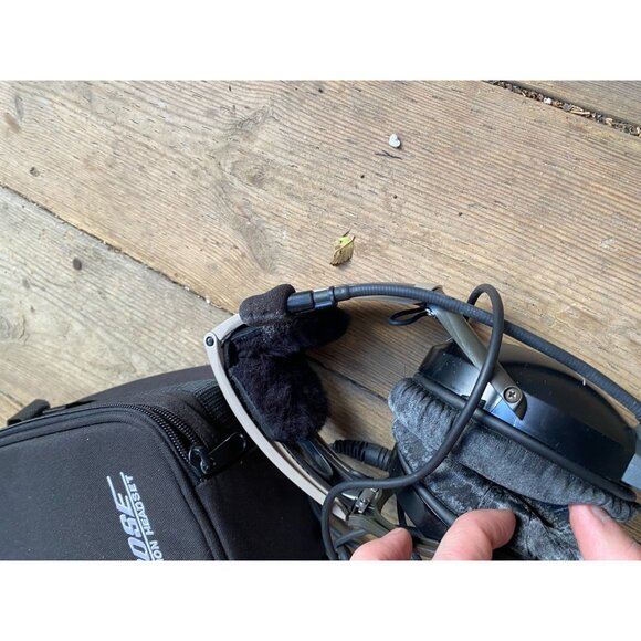 Bose X A10 Aviation Pilot Headset Dual GA Plug w/ Case & Ear Covers Mic Muff - Picture 9 of 16